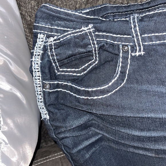 NWOT, Dark Denim Mini! So Cute!!!!! - Picture 4 of 5